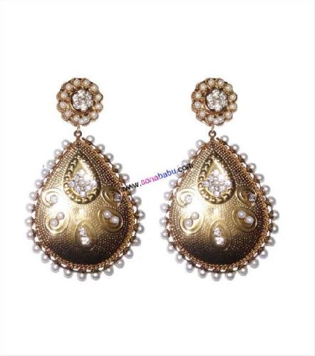 Golden Danglers Earing