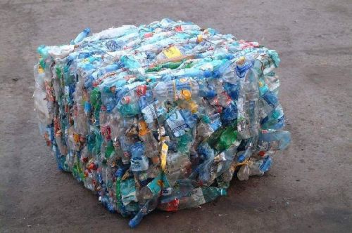 Plastic pet bottle scrap