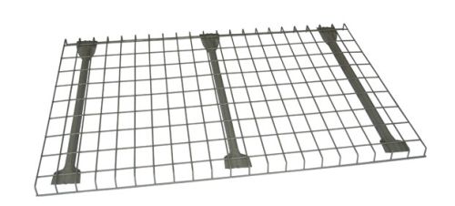 Wire mesh deck