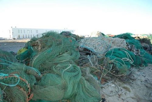 Fishing Net Scrap Nylon, Length : 190YDS