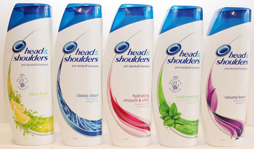 Head & Shoulders Shampoo, Packaging Size : 240ml