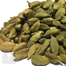 Green cardamom, Form : Pods, Packaging Type : Packed in plastic bags