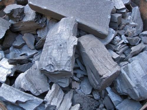 Hardwood charcoal, Packaging Type : Plastic bags