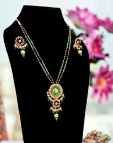 Handmade Paddy Pendant Necklace Set