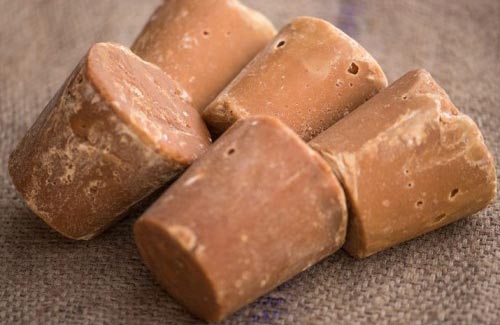 Jaggery Blocks, Packaging Type : Packed In Plastic Bags