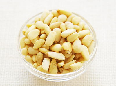 Pine nuts for Food Grade