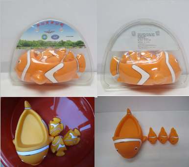 VINYL Clownfish Bath Toy Set