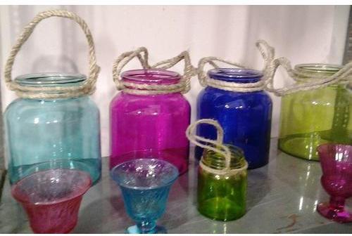 Round Colored Glass Rope Jars, For Oil, Water, Size : 21.50 X 31 Cm