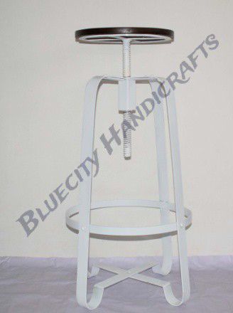 Material Used Iron Mango Wood 1061 Adjustable Bar Stool