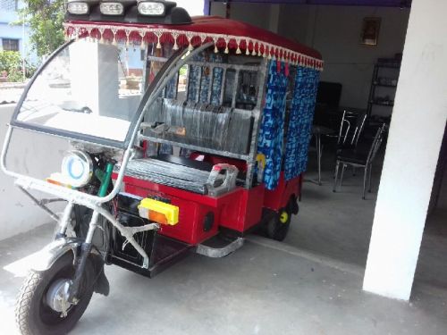 Battery E Rickshaws, Power : > 800W