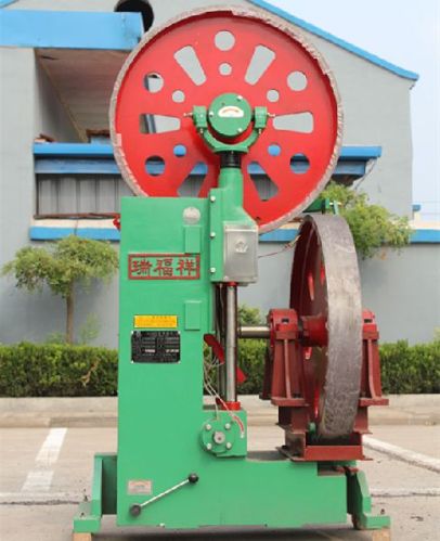Bandsaw Cutting Machine