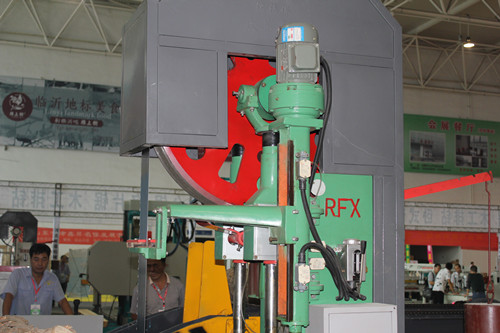 Customized Portable Band Saw Cutting Machine