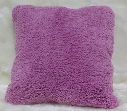 Polyester Shaggy Yarn Pillow