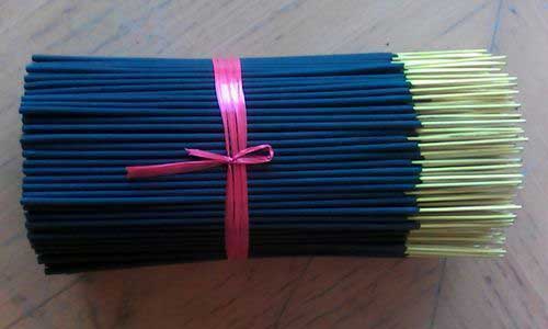 Natural Herbs Resins Raw Incense Sticks, Color : Black
