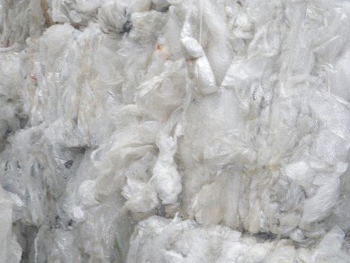 LDPE FILMS == $300 Per MT 10000, Specialities : Bales