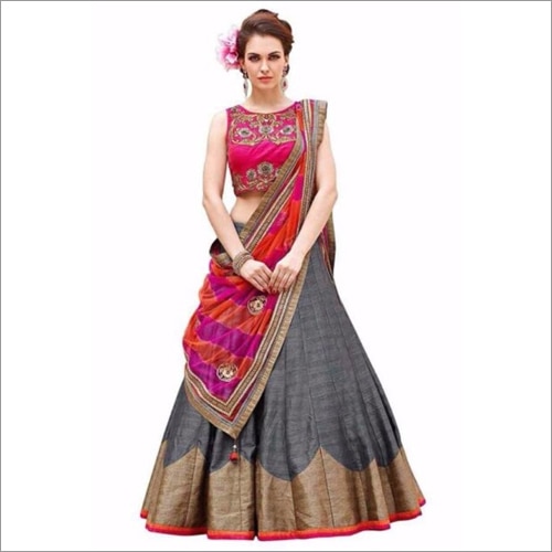 Sleeveless Ladies Lehenga Choli, Occasion : Wedding Party Wear