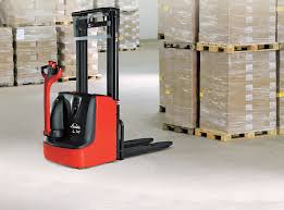 Forklifts Linde Electric Pallet Stacker
