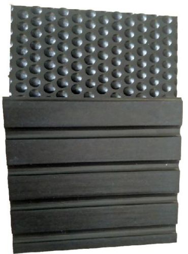 Wear Resistant Rubber Stable Mats