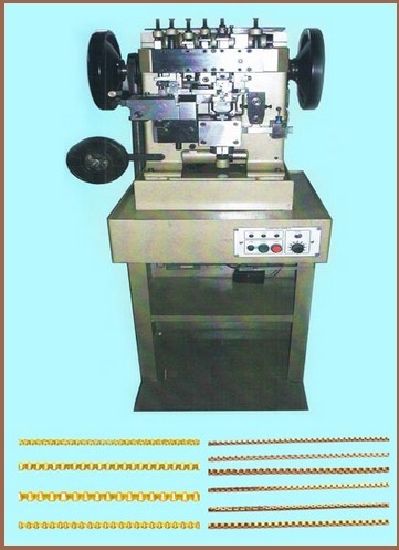 Box Chain Making Machine