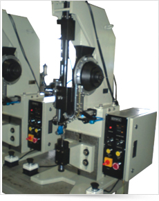 Auto Rivet Feed Machine