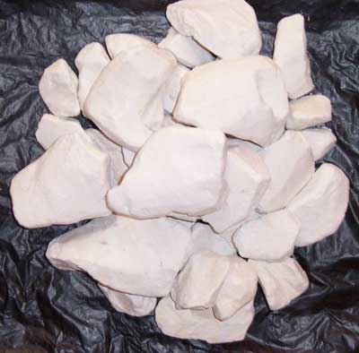 Kaolin Clay Lumps, Packaging Size : 25kg