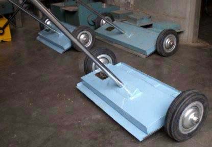 Electric Magnetic Sweepers, For Floor Cleaning, Feature : Easy To Oprate, Low Power Consumption