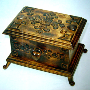 Metal Traditional Indian Handicrafts Box, Color : Multicolor