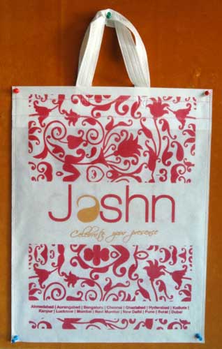 PP Non Woven Carry Bags