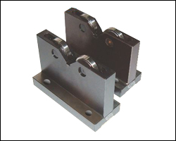 Roller Bearing V Block