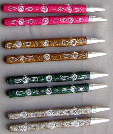 Metal Plastic ball pen, Packaging Type : Multicolor for Writing