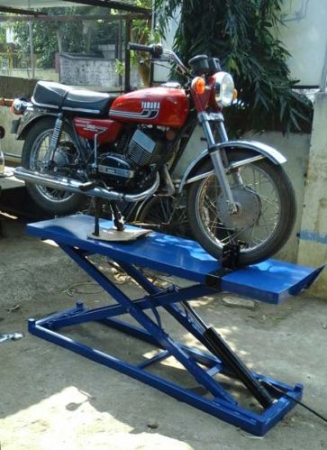 Service Stations Equipment 2 Wheeler