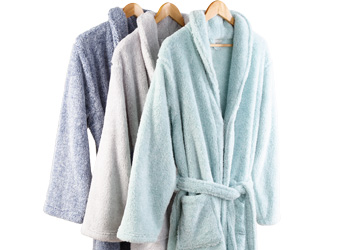 Vaibhav Overseas Cotton Bathrobes, Feature : Quick Absorbency