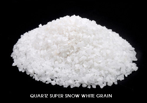 WHITE QUARTZ GRAINS