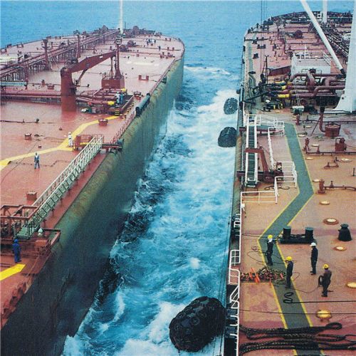 Hi-tech Pneumatic Fenders Aircraft Moulded Chain Net