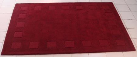 Plain Maroon Rectangular Floor Carpet for Ideal Bedrooms, Living Rooms