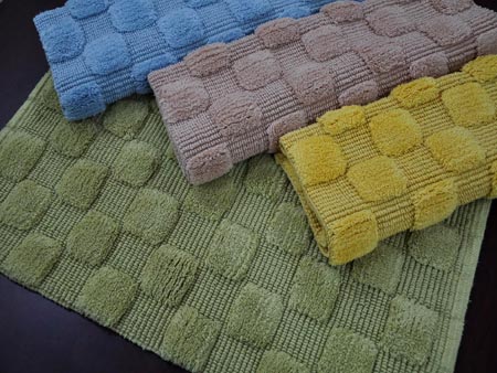 Textured Cotton Bubble Bath Mat