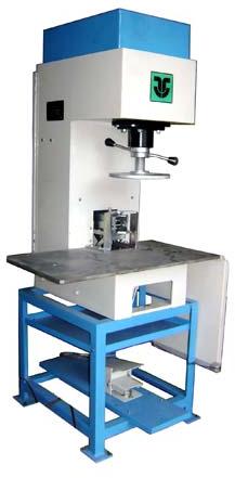 Lid Pressing Machine