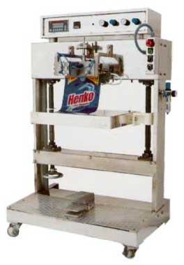 Pedal Sealing Machine