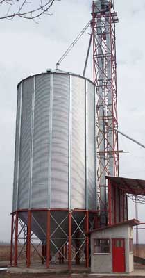 Grain storage silo