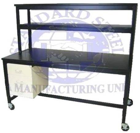 Laboratory Research Table