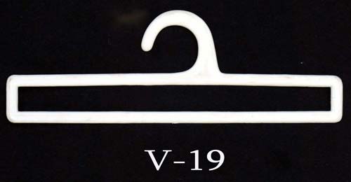 Plastic Bed Sheet Hanger (v-19)
