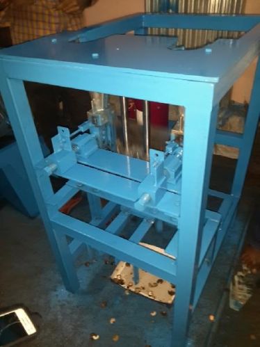 Automatic Cashew Nut Cutting Machine, Certification : Certified