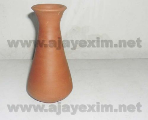 Hand Made Clay Mini Flower Vase, Color : Red