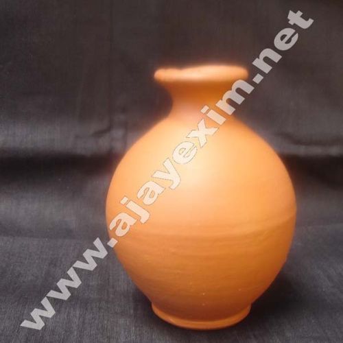 Hand Made Clay Round Flower Vase, Color : Red