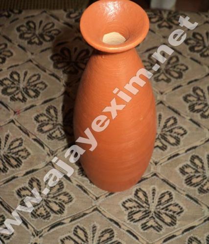 Hand Made Clay Table Flower Vase, Color : Red