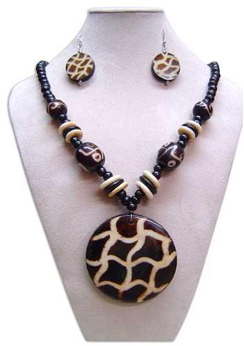 Horn Necklaces (HB-02)