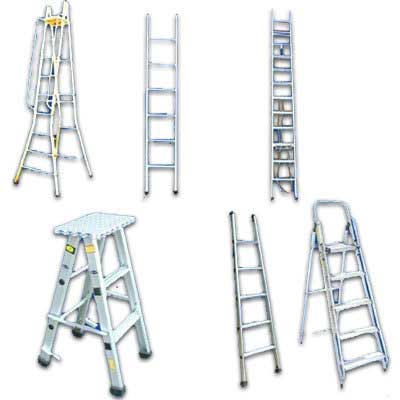 Polished Aluminum Step Ladders, For Industrial, Feature : Durable, Eco Friendly, Fine Finishing, Light Weight