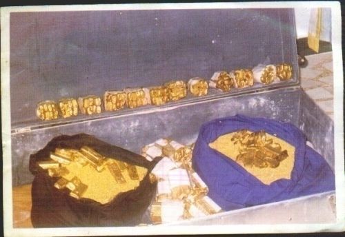 Gold dust, Steel Grade : 22 Carats, 23 Carats, 24 Carats