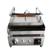 Stainless Steel Sandwich Griller, Voltage : 220 V/50Hz
