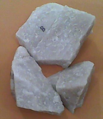 White Quartzite Lumps- Gmh-wqc-007